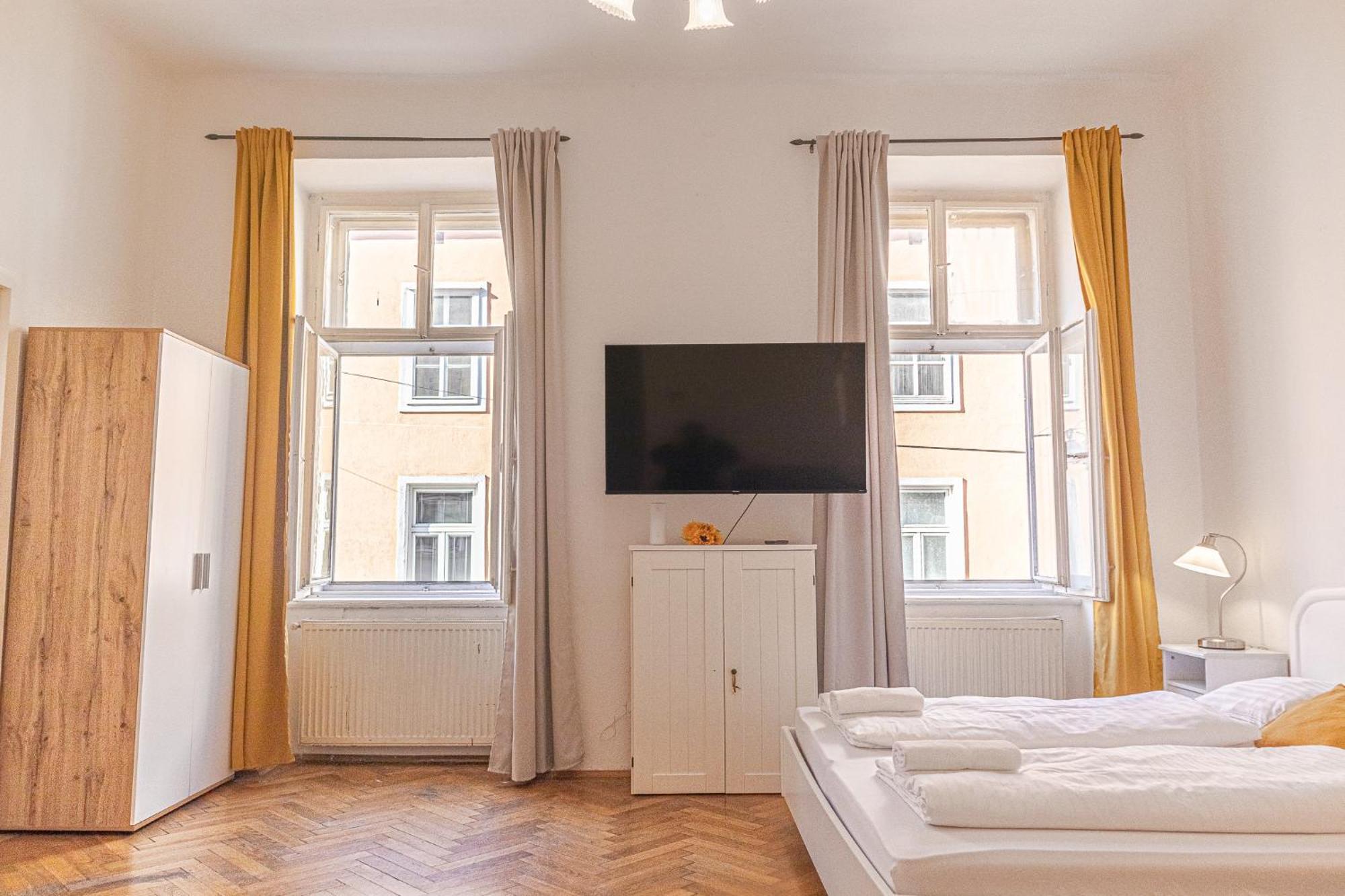 Apartment Stylish 2br, Perfect Location & Well Connected Wien